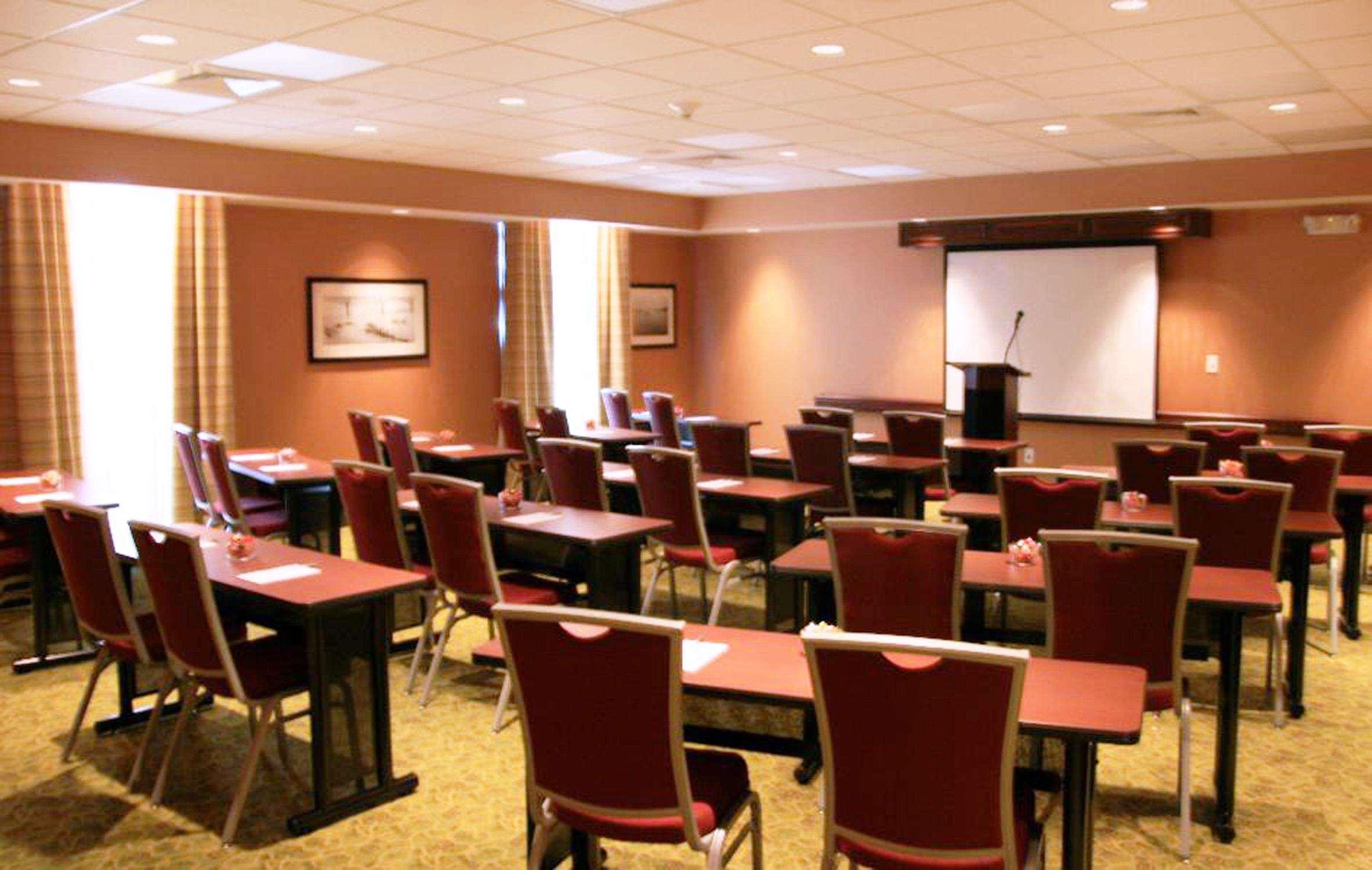 Hampton Inn & Suites Poughkeepsie Spackenkill Facilități foto